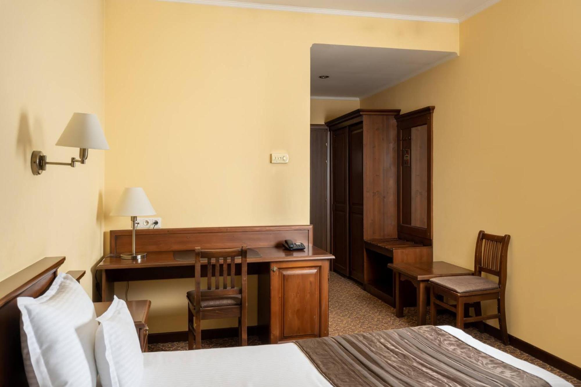 Hotel Leul De Aur Sebeş Buitenkant foto